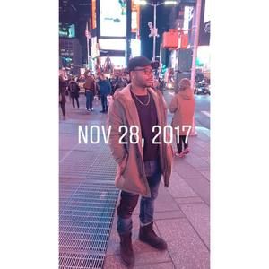 Meet your Posher, Dominic